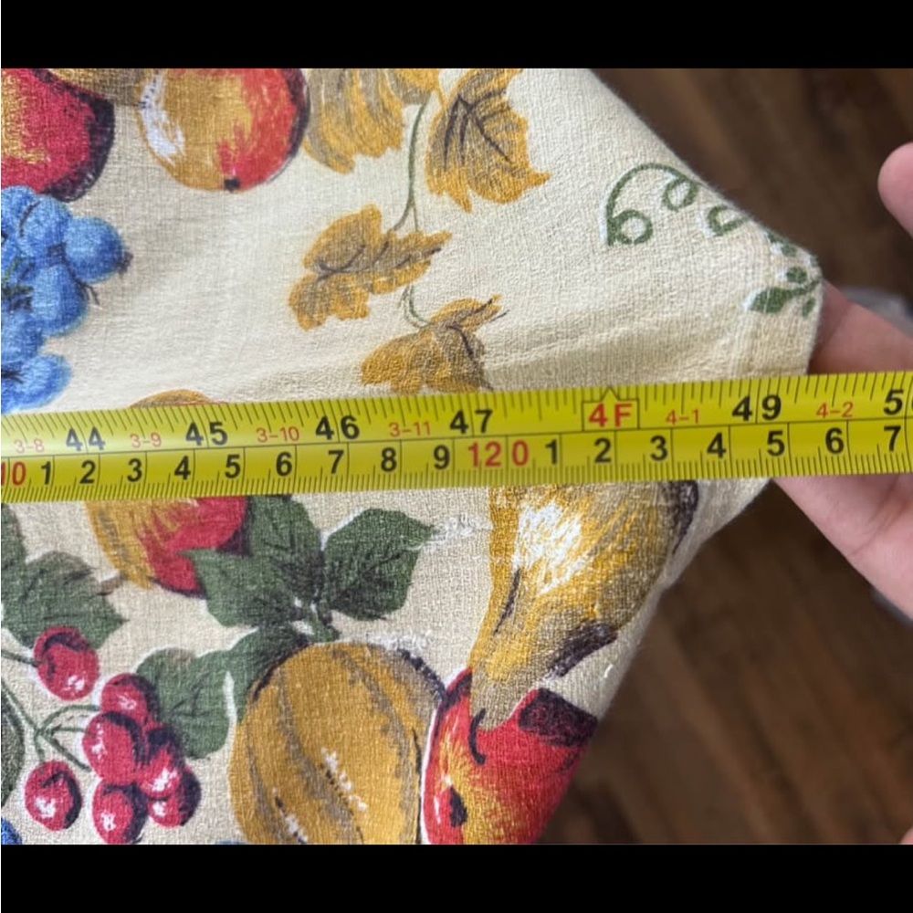 Fruity Pattern Vintage Tablecloth - Handmade - Picture 9 of 10